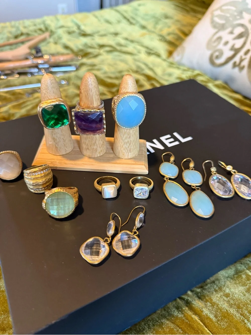 8 chunky cocktail rings matching earrings Rivka Friedman